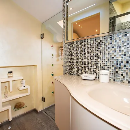 Attico In Centro A 10 Passi Dal Mare Loano